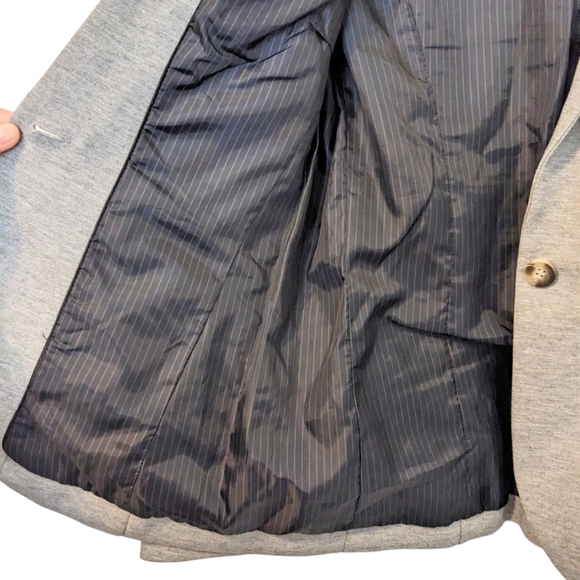 H&M Light Gray Stretch Fitted Suit Blazer Size 8 - Picture 4 of 8